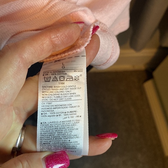 Old Navy Women’s Faux Wrap Pink Short Sleeve Top sz L NWT - Picture 8 of 8